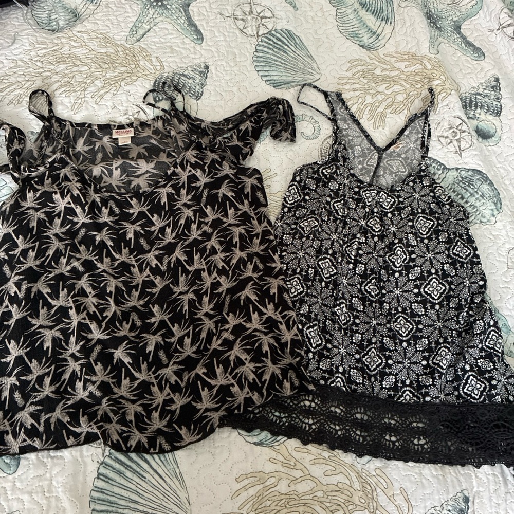 Mossimo Supply Co. Black and White Floral Top